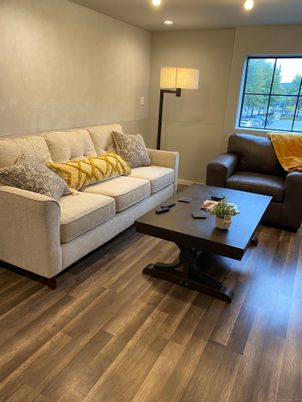 Interior, Living room, Recessed Lighting, Wood Texture Flooring