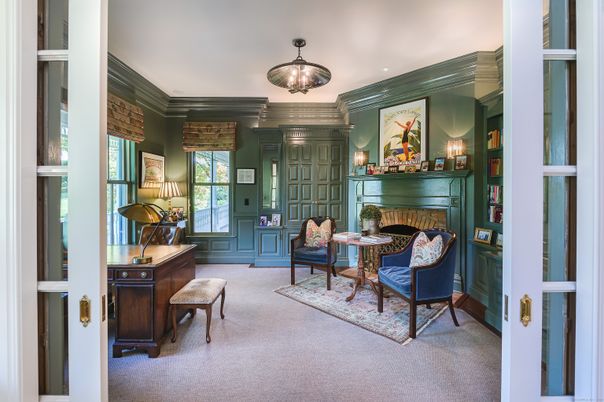 Fireplace, Interior, Living room