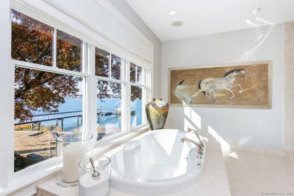 Bathroom, Interior, Recessed Lighting, Water
