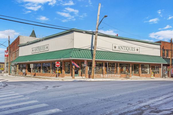 Exterior, Facade, None