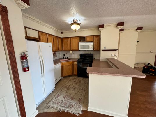 Interior, Kitchen, Wood Texture Flooring