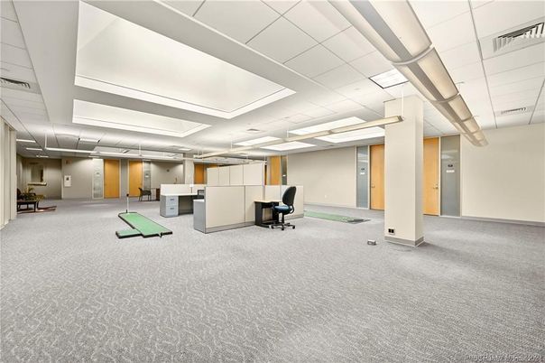 Fitness Equipment, Interior, Recessed Lighting