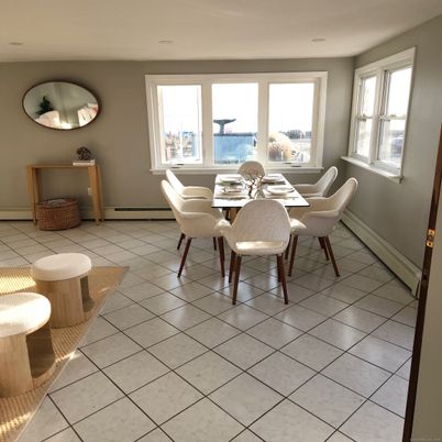 Dining room, Interior