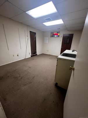 Empty room, Interior, Recessed Lighting, Washer