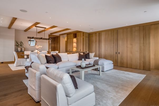 Dining room, Interior, Living room, Pendant Lights, Recessed Lighting, Wooden Beams, Wood Texture Flooring