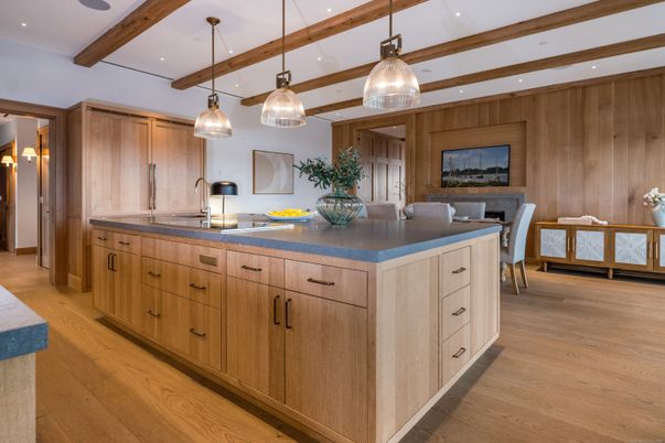 Dining room, Interior, Kitchen, Pendant Lights, Recessed Lighting, Wooden Beams, Wood Texture Flooring