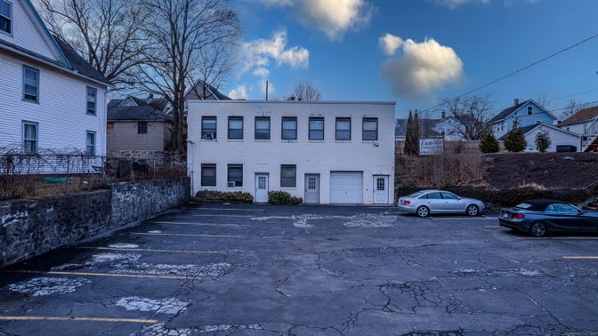 Attached, Exterior, Facade, Georgian