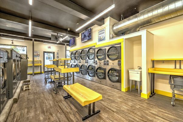 Fitness Equipment, Interior, Washer, Wood Texture Flooring