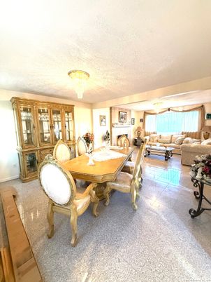 Chandelier, Dining room, Interior, Living room