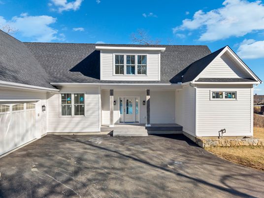 Attached, Exterior, Facade, Farmhouse