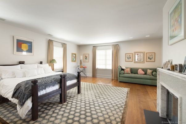 Bedroom, Fireplace, Interior, Recessed Lighting, Wood Texture Flooring