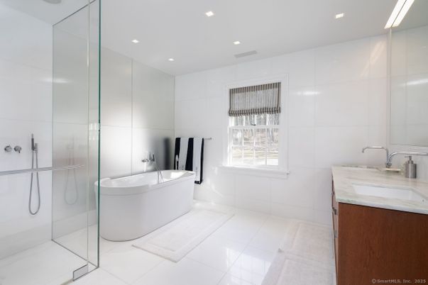 Bathroom, Dual Sink Vanities, Free Standing Baths, Glass Shower, Interior, Recessed Lighting