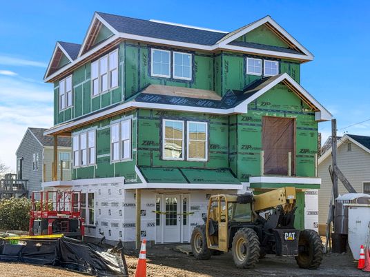 Exterior, Facade, Queen Anne Victorian