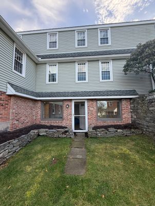 Exterior, Facade, Brick Facade, Georgian