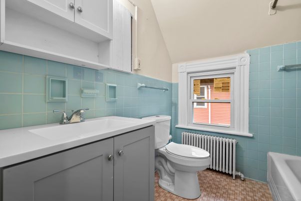 Bathroom, Interior