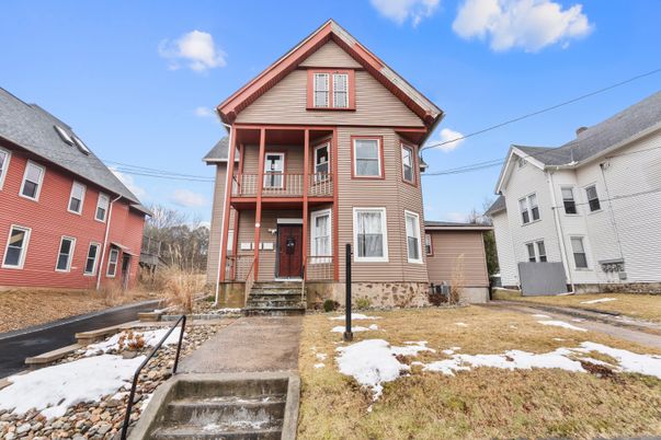 Exterior, Facade, Queen Anne Victorian