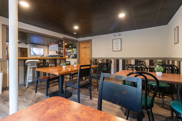 Dining room, Interior, Recessed Lighting