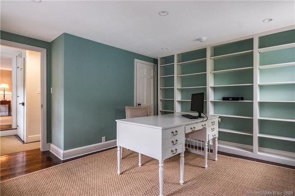 Home Office, Interior, Recessed Lighting, Wood Texture Flooring