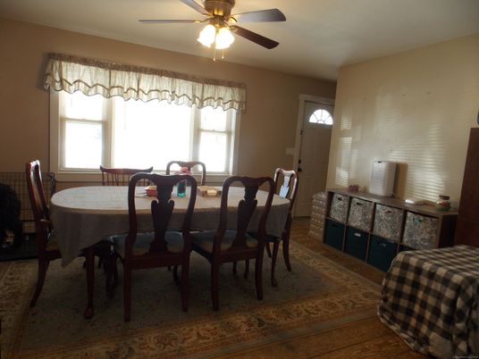 Dining room, Interior