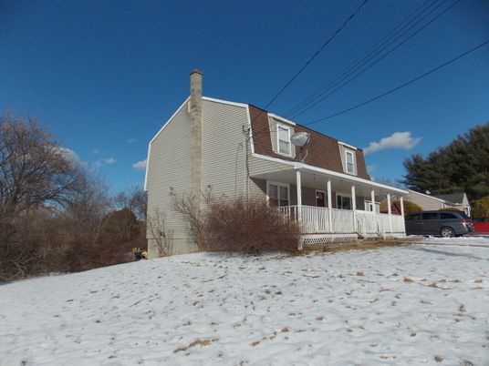 Exterior, Facade, Cape Cod