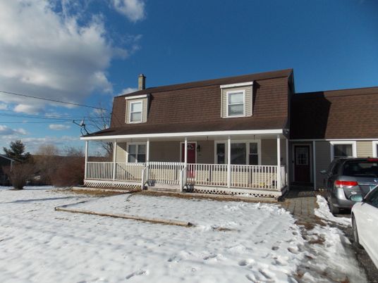 Exterior, Facade, Cape Cod