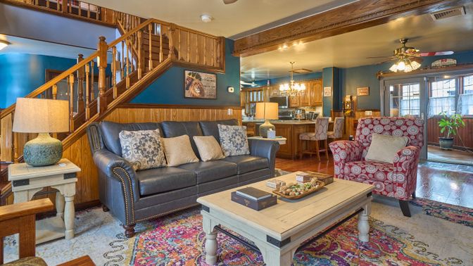 Chandelier, Dining room, Interior, Kitchen, Living room, Pendant Lights, Wood Texture Flooring
