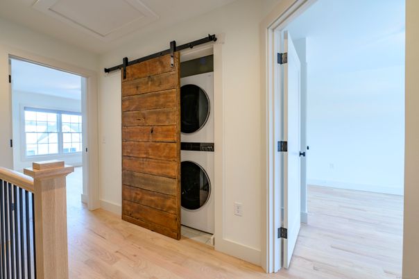 Interior, Utility Closets, Washer, Wood Texture Flooring