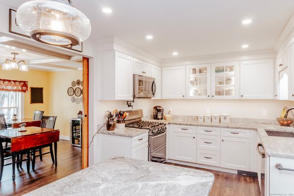 Dining room, Interior, Kitchen, Recessed Lighting, Wood Texture Flooring