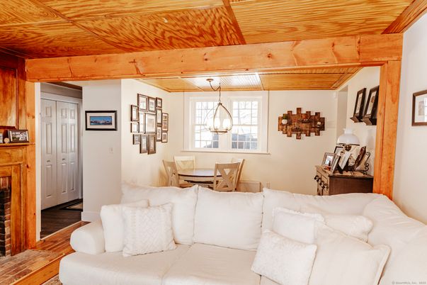 Dining room, Interior, Living room, Pendant Lights, Wooden Beams, Wooden Ceilings, Wood Texture Flooring