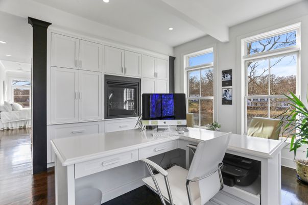 Home Office, Interior, Recessed Lighting, Wood Texture Flooring