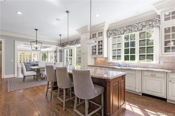 Dining room, Interior, Pendant Lights, Recessed Lighting, Wood Texture Flooring