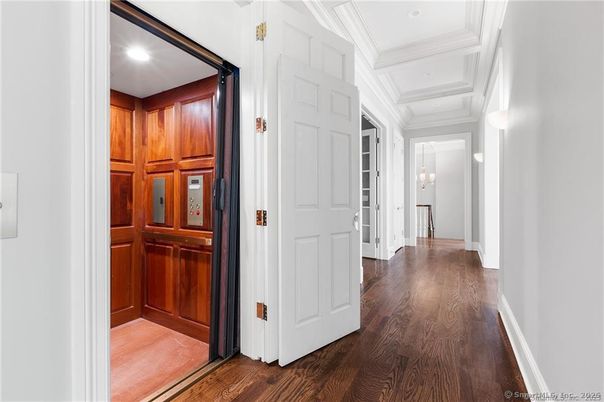 Elevator, Interior, Recessed Lighting, Wood Texture Flooring