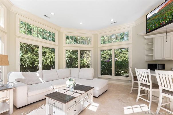 Dining room, Interior, Living room, Recessed Lighting, Sun Room
