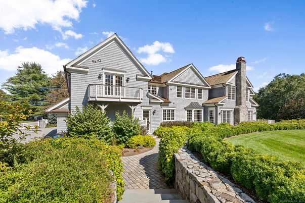 Backyard, Exterior, Facade, Queen Anne Victorian