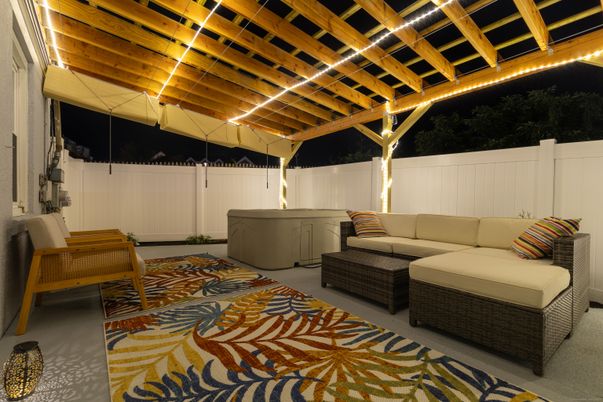 Exterior, Hot Tub