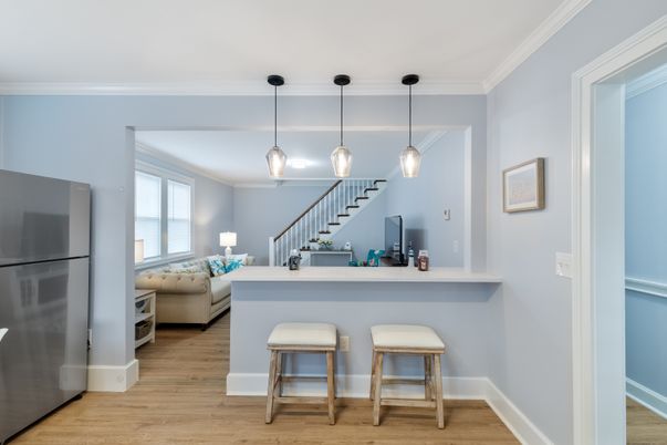 Interior, Living room, Pendant Lights, Wood Texture Flooring