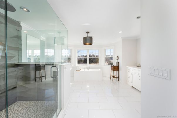 Bathroom, Free Standing Baths, Glass Shower, Interior, Recessed Lighting, Washer