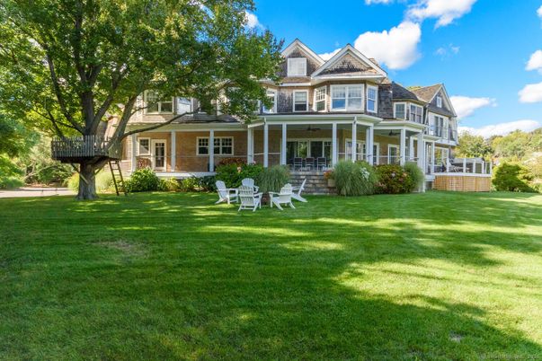 Backyard, Exterior, Facade, Queen Anne Victorian