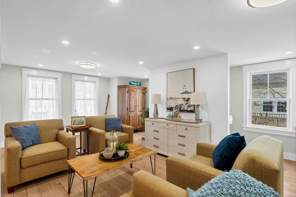 Interior, Living room, Recessed Lighting, Wood Texture Flooring