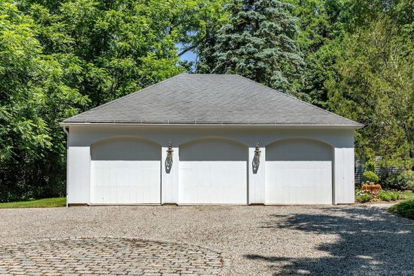 Detached Garage, Exterior
