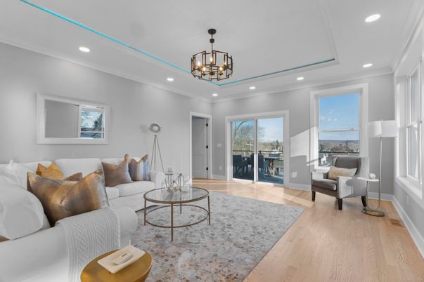 Chandelier, Interior, Living room, Pendant Lights, Recessed Lighting, Wood Texture Flooring