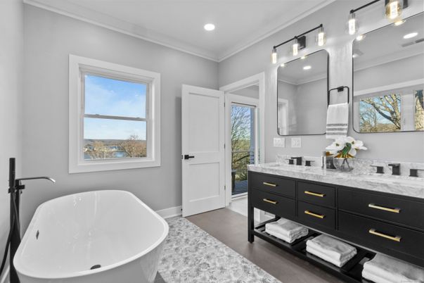 Bathroom, Dual Sink Vanities, Free Standing Baths, Interior, Recessed Lighting