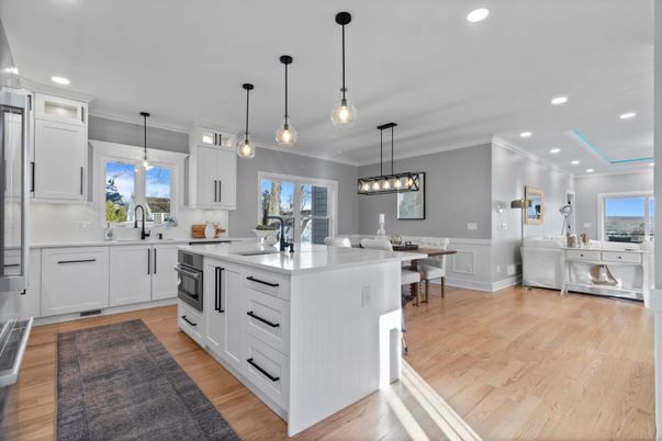 Dining room, Interior, Kitchen, Pendant Lights, Recessed Lighting, Wood Texture Flooring