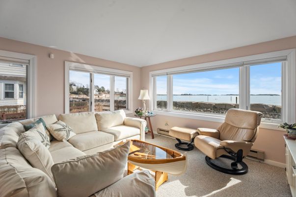 Interior, Living room, Water