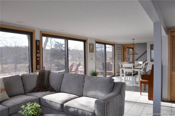 Dining room, Interior, Living room, Pendant Lights