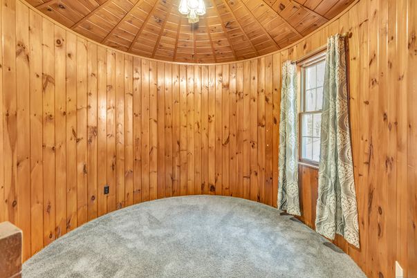 Empty room, Interior, Wooden Ceilings, Wooden Walls