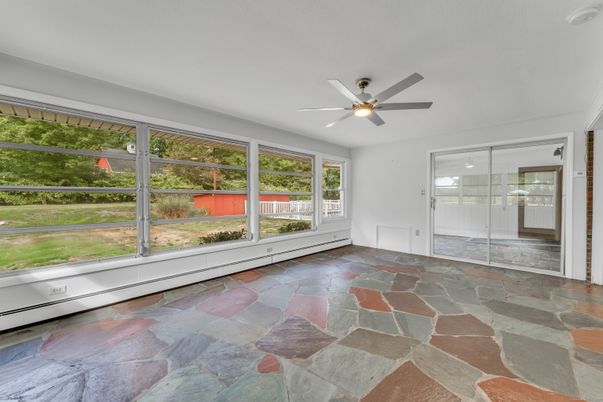 Empty room, Interior, Sun Room