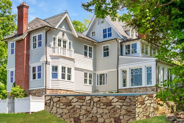 Exterior, Facade, Brick Facade, Queen Anne Victorian