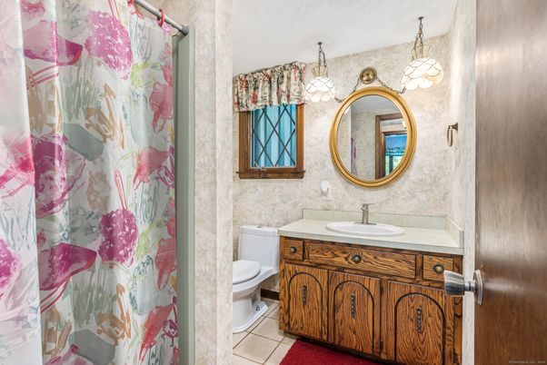 Bathroom, Interior, Pendant Lights