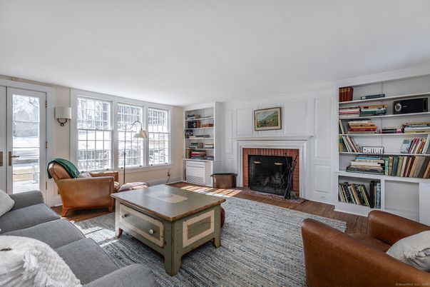 Fireplace, Interior, Living room